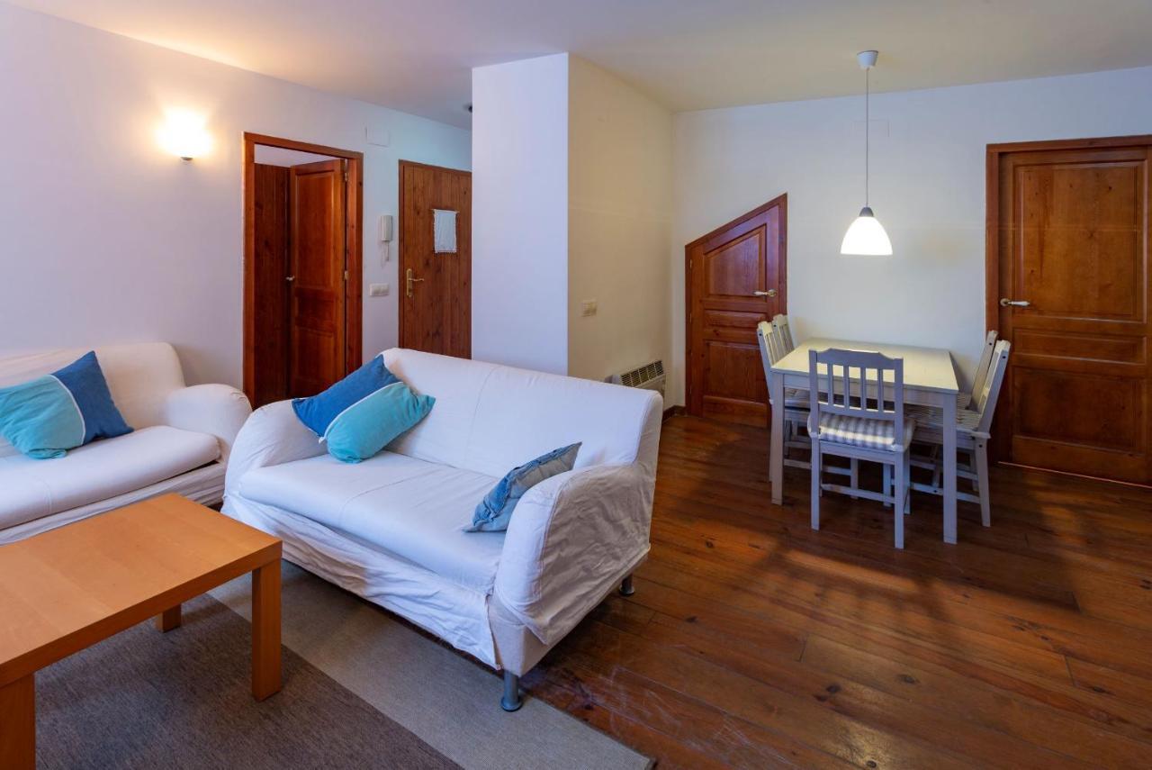 Apartamentos Rentarán Tredos Bagian luar foto